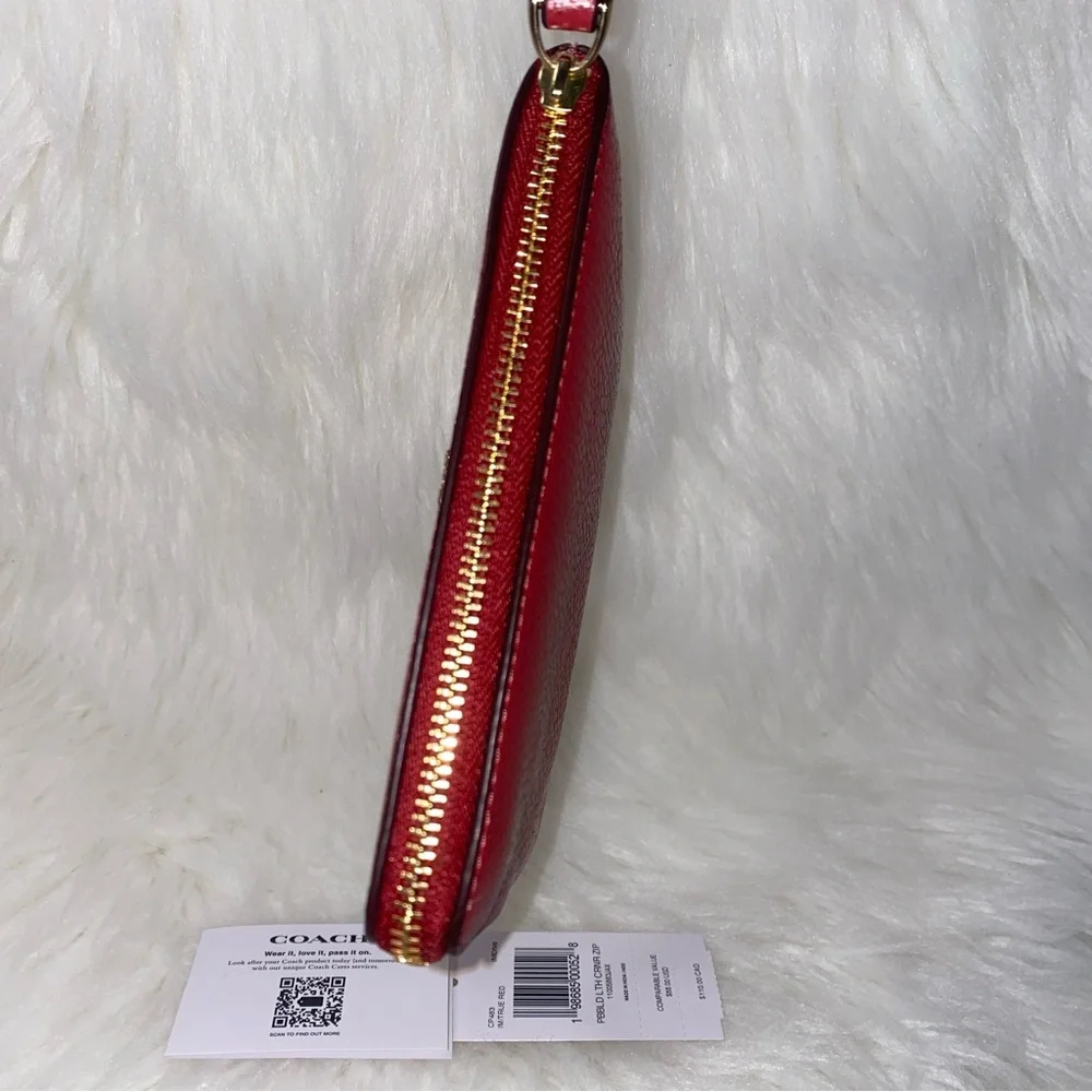Coach ❤️ Leather Wristlet New True Red